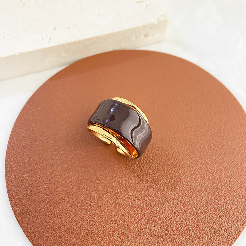 Gold dripping contrast stitching adjustable ring