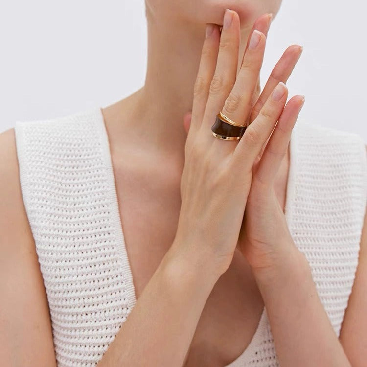 Gold dripping contrast stitching adjustable ring