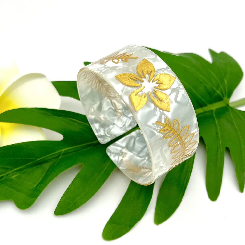 Polynesian Pacific Tropical Islanders Plumeria Flower Acrylic Cuff Bangles Bracelet For Women And Girls